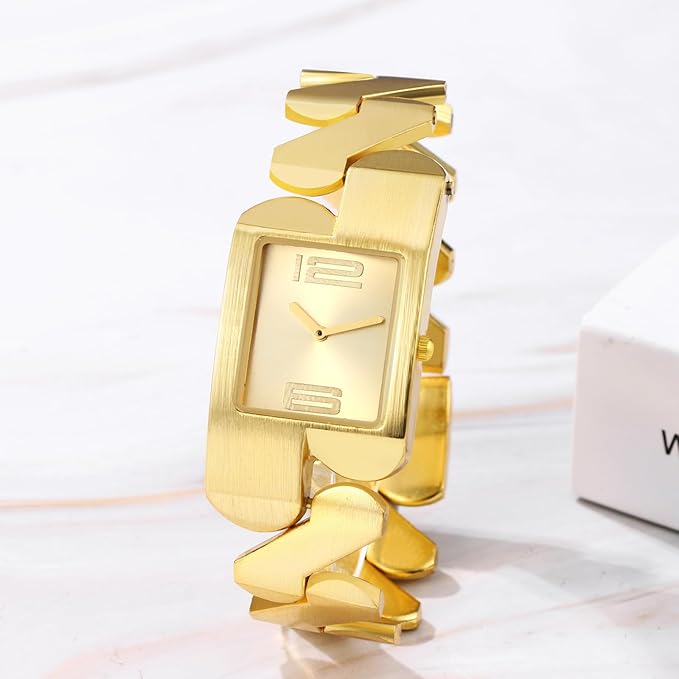 Fashionable gold classic vintage watch